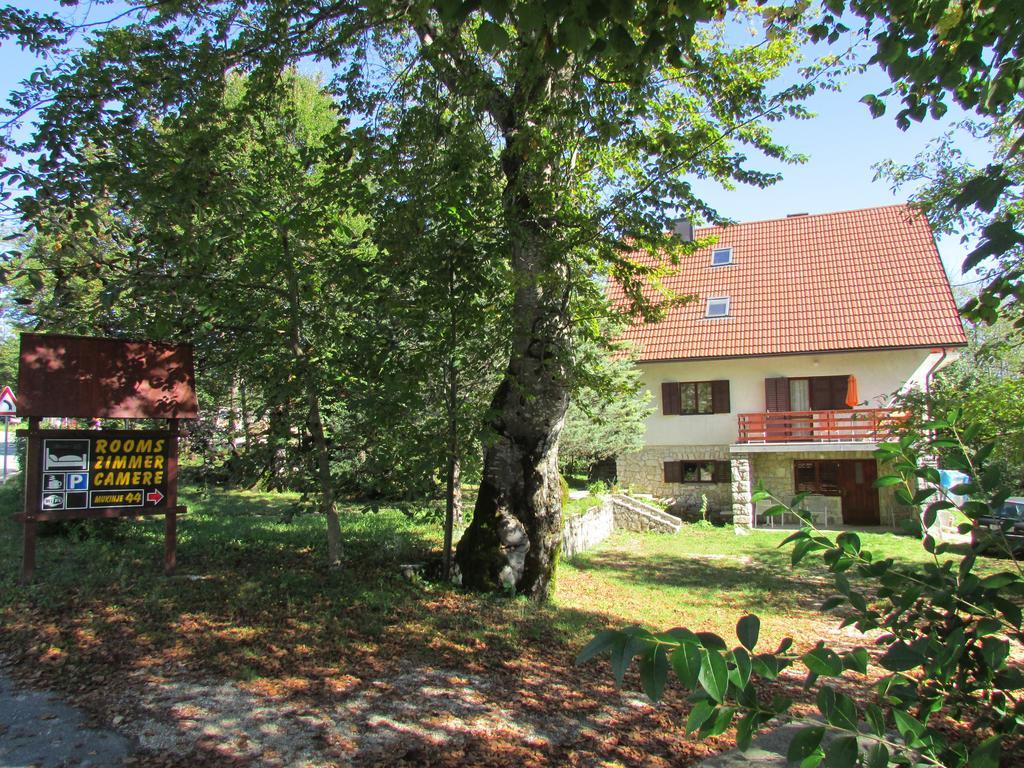 Guest House Nenad Plitvička Jezera Extérieur photo